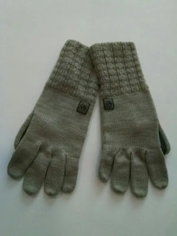 Anne Klein knit gloves image 2