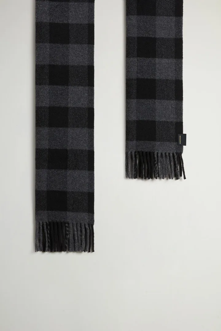 Woolrich buffalo check scarf